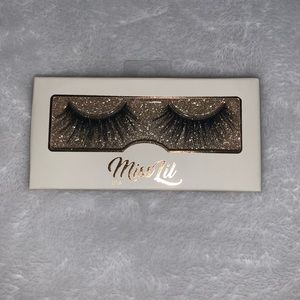 MISS LIL LASHES
